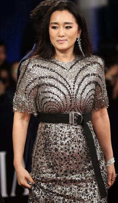 巩俐外国生活照,巩俐异国风情生活剪影