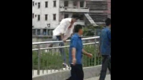 蛋都碎了搞笑视频,搞笑视频带你领略幽默魅力