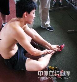刘翔脚伤图片